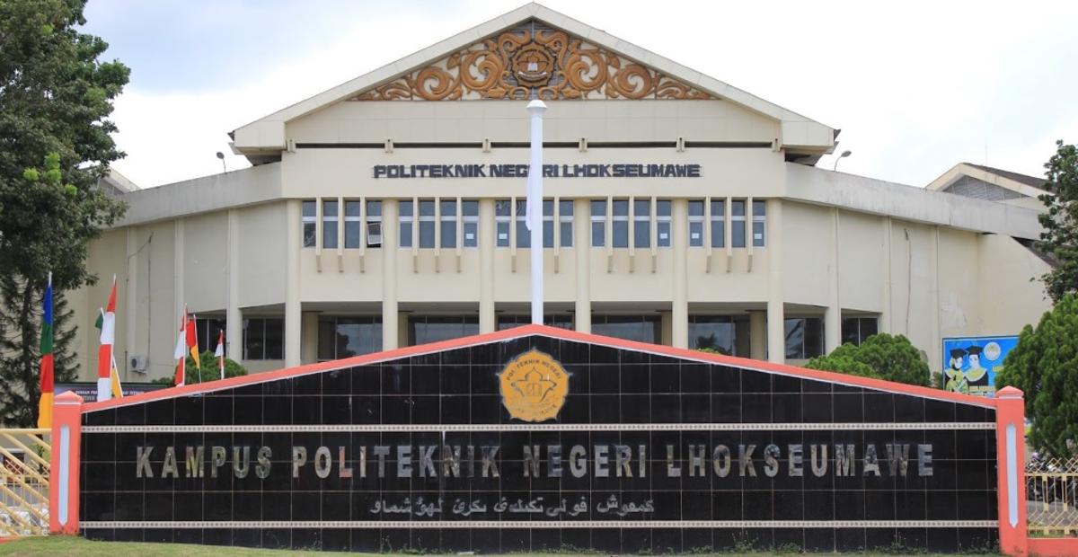 Tampak depan kampus Politeknik Negeri Lhokseumawe di Kota Lhokseumawe, Aceh, yang menjadi salah satu perguruan tinggi vokasi unggulan di wilayah Aceh.