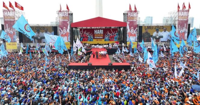 
					Presiden Prabowo Subianto menghadiri peringatan Hari Buruh Internasional (May Day) 2026 di Monas, Jakarta, Jumat (1/5/2026). (Foto: BPMI Setpres)